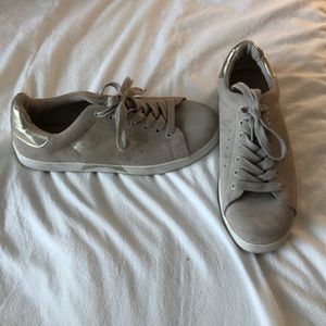 Steve Madden Sneakers